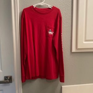 A red Christmas shirt.